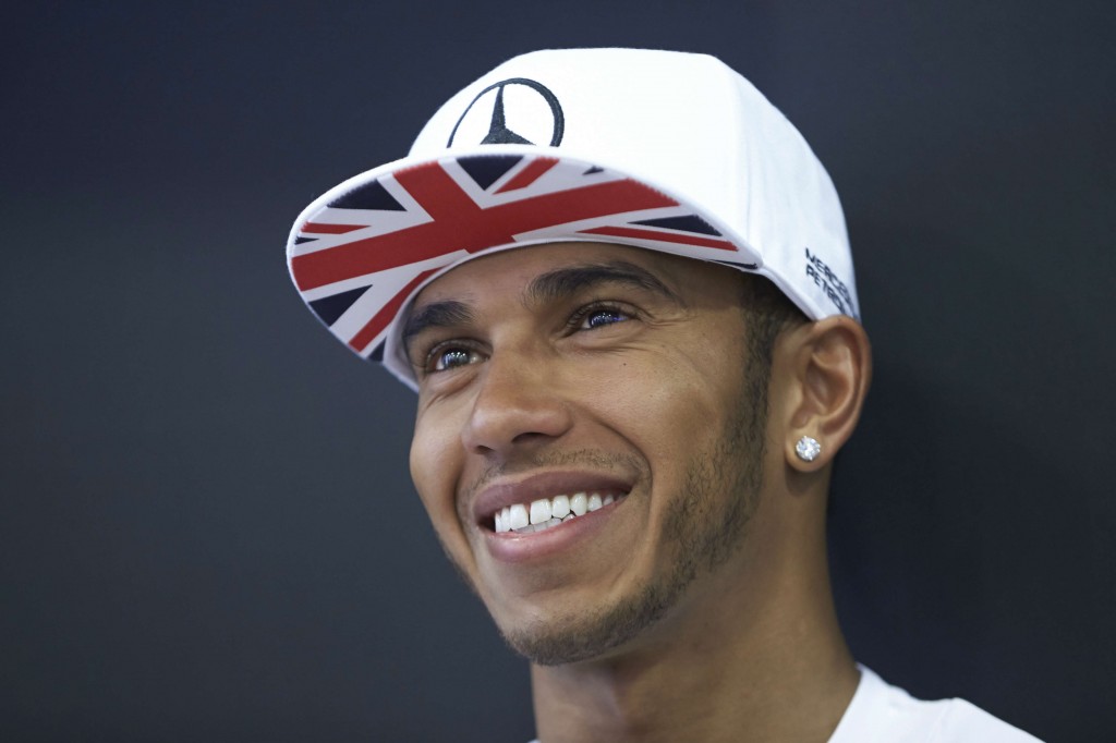 Hamilton, que foi o mais rápido da sexta em Silverstone (Divulgação)