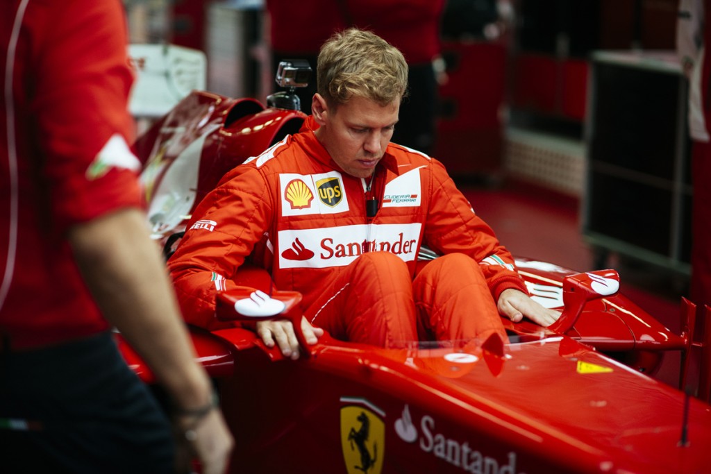 Vettel entra no F2012 no último sábado (Divulgação)